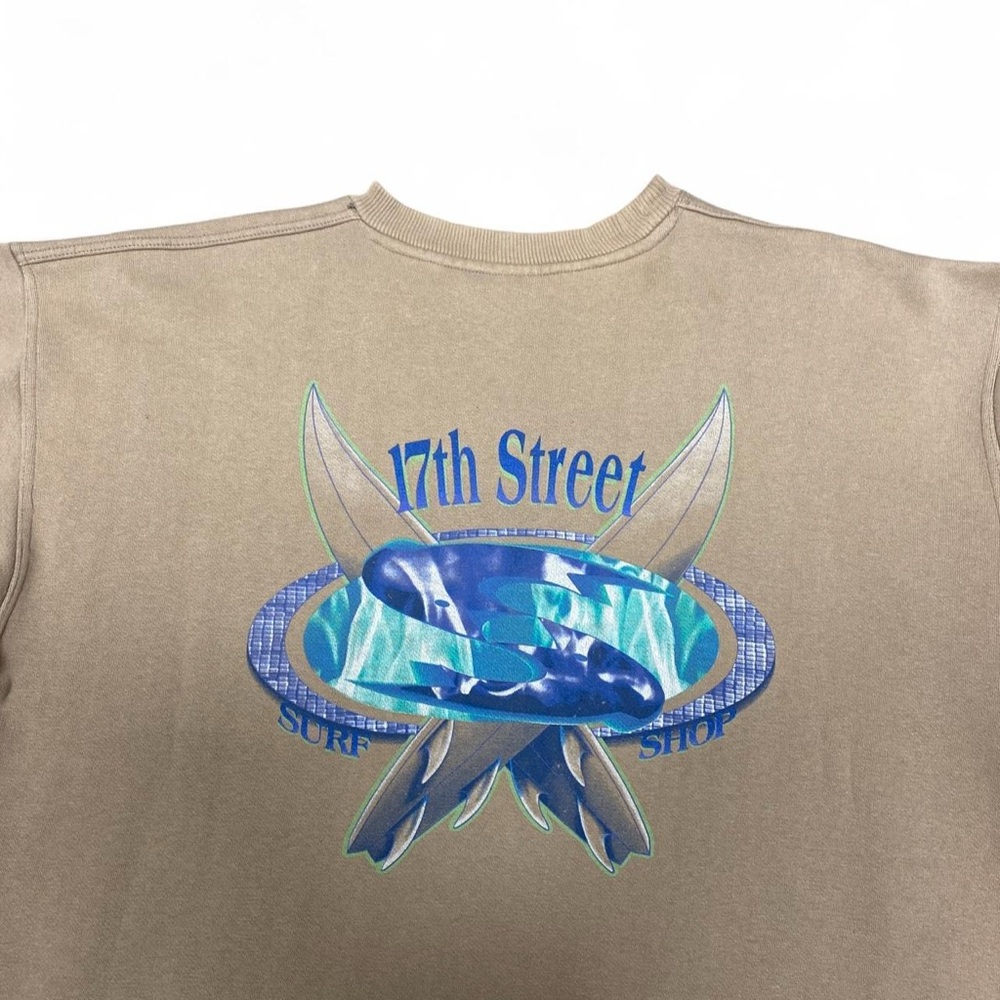 Vintage 17th street surf shop beige‎ graphic crewneck sweatshirt